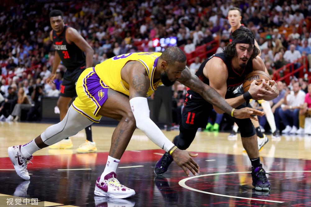 超战场中脱 超战场中脱