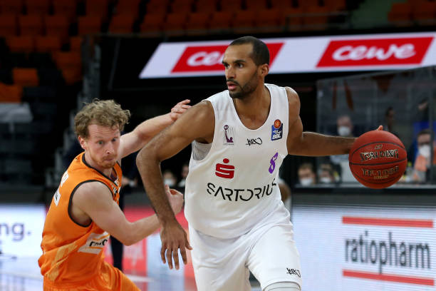 给予赖因德 给予赖因德