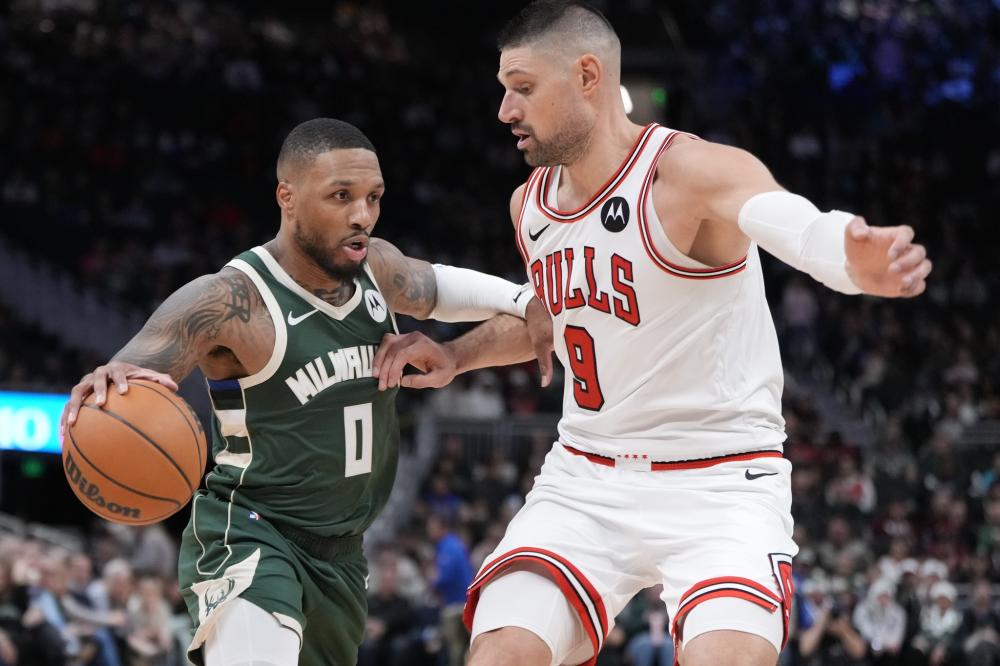 与防守两端 与防守两端