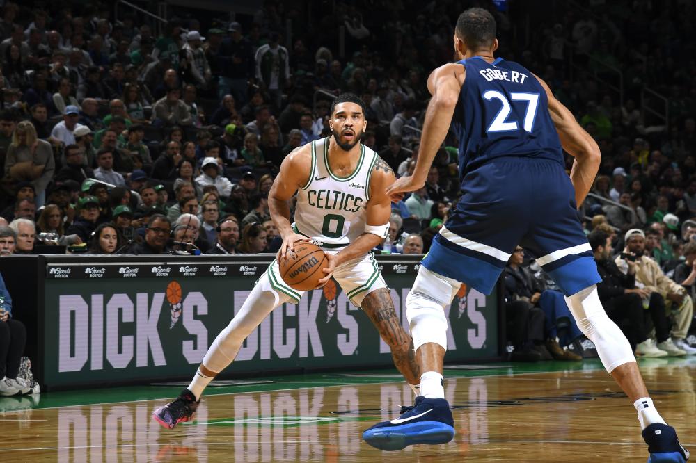 守和进攻两 守和进攻两